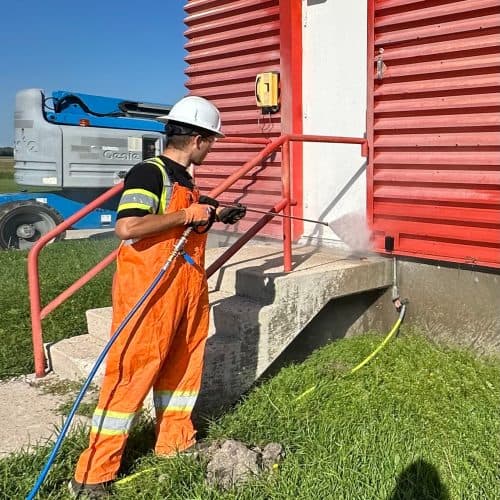 Building Washing Winnipeg