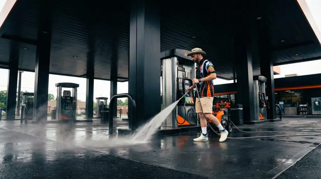 Gas Station Cleaning in Nashville, TN