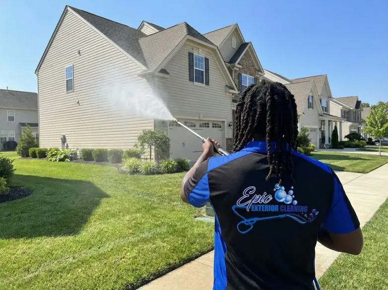 Exterior Cleaning for HOAs in Cook County, IL