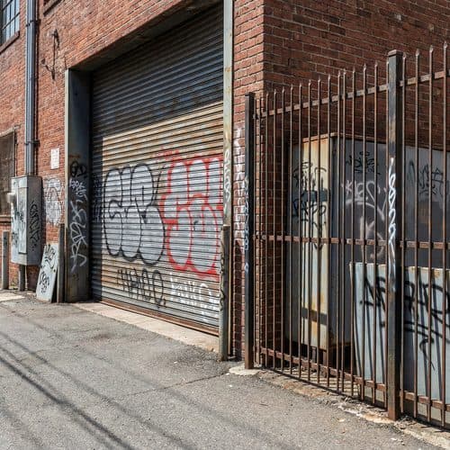 05_fences_garage_doors_metal