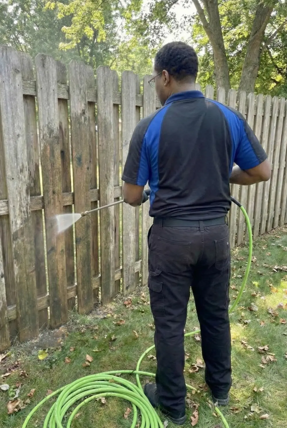 Fence Cleaning in Cook County, IL