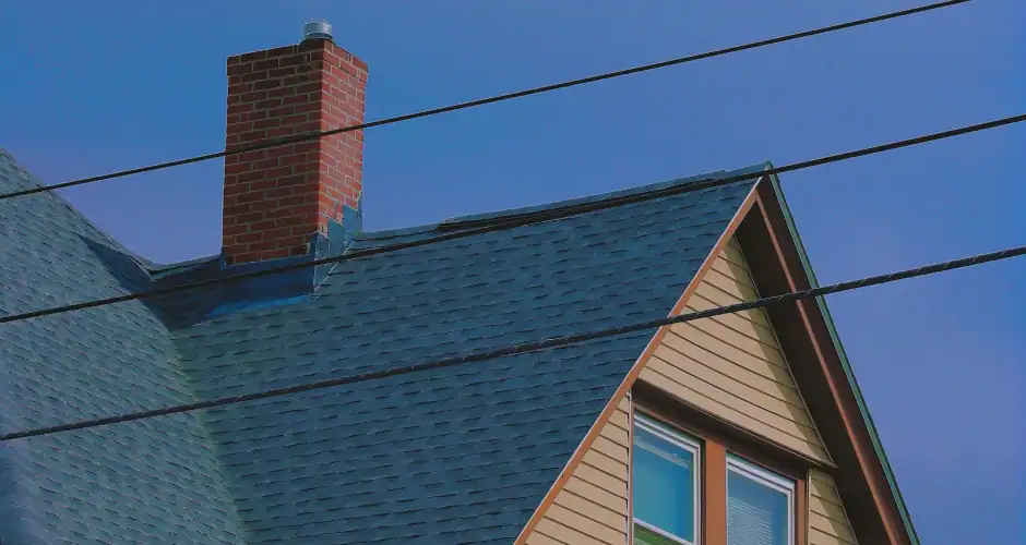 Residential roof with architectural asphalt shingles