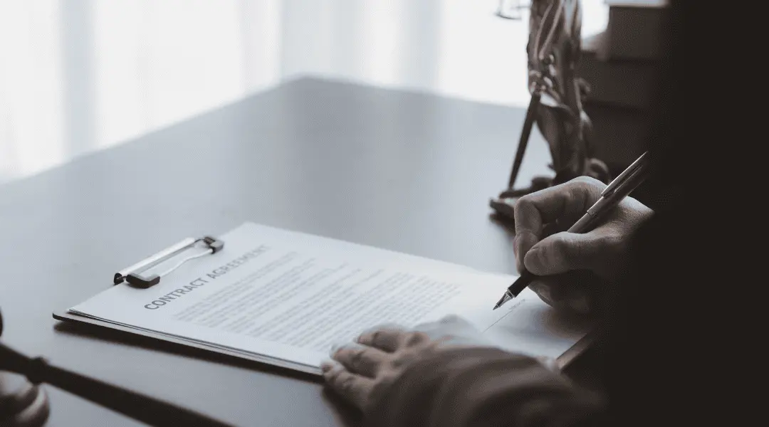 Estate Planning Lawyer vs DIY Wills
