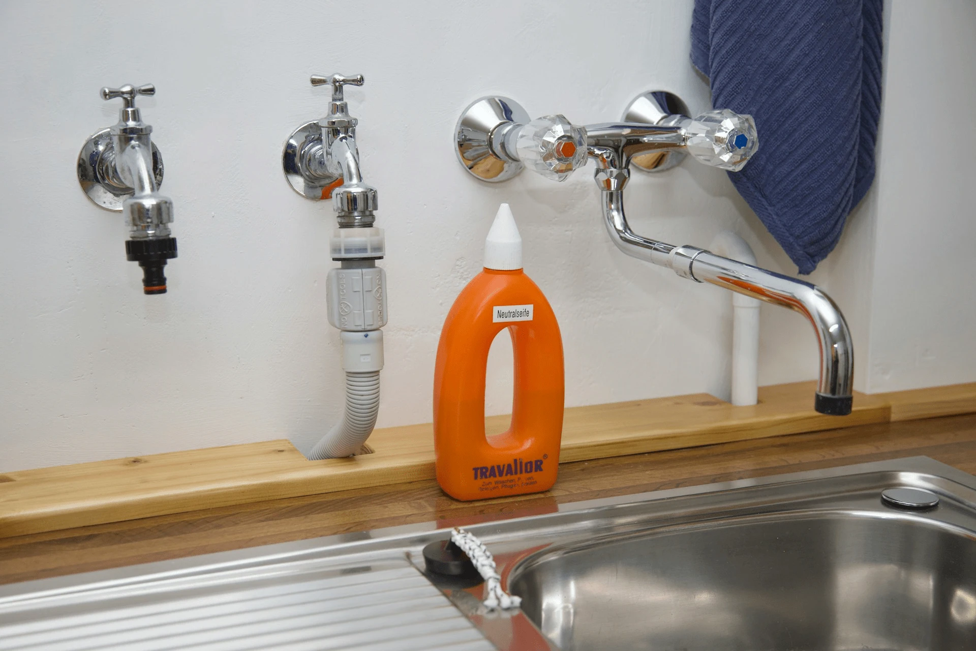 Kitchen Faucet Replacement & Installation