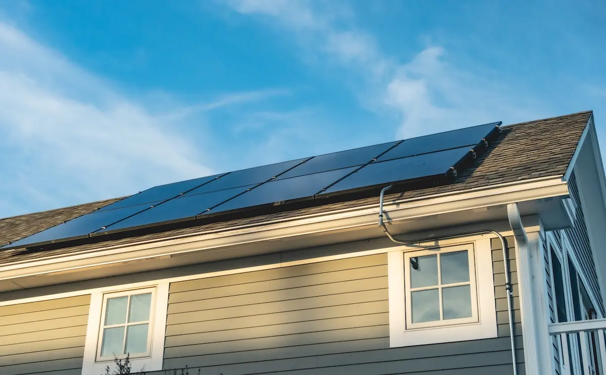 solar installation and roofing services