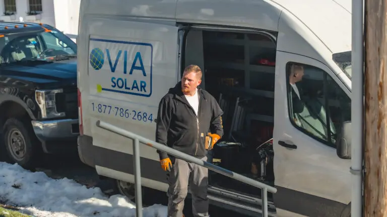 suncovia worker out of the van