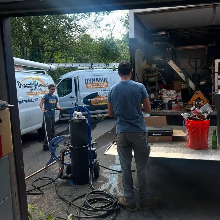 Dynamic Heating, Cooling & Geothermal workers