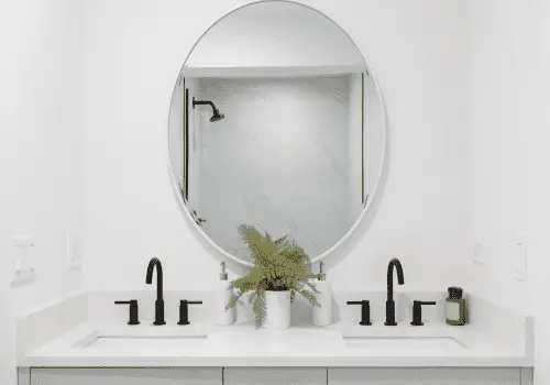 Bathroom Luxurious Fixtures
