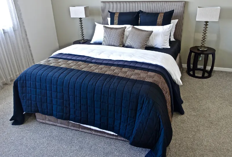Grey bedroom carpet