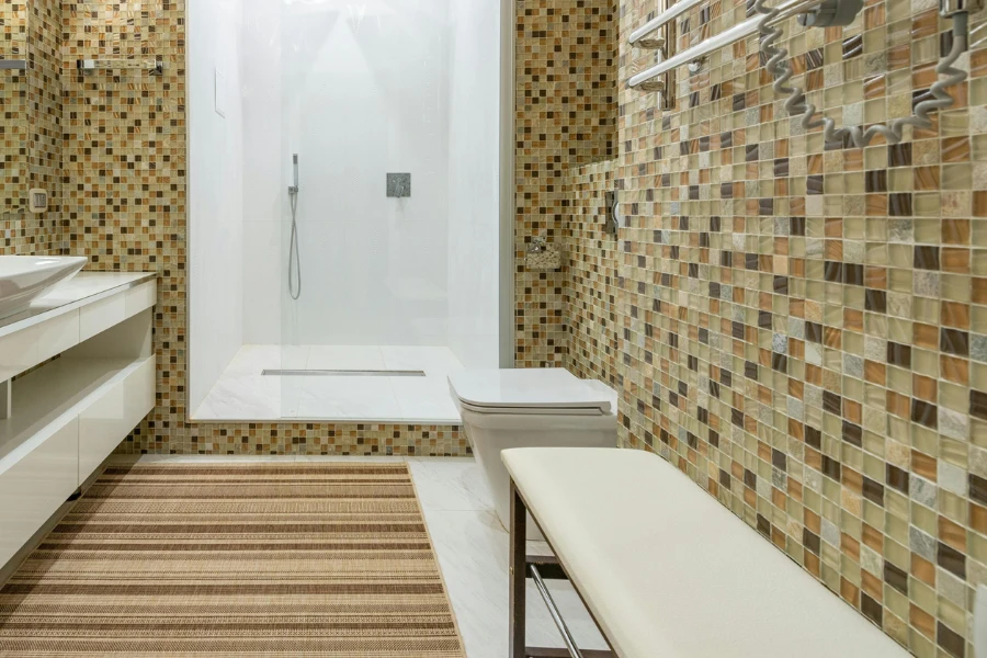 seating area in bathroom