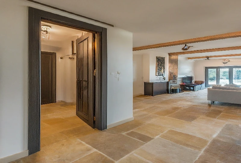 livingroom limestone floor