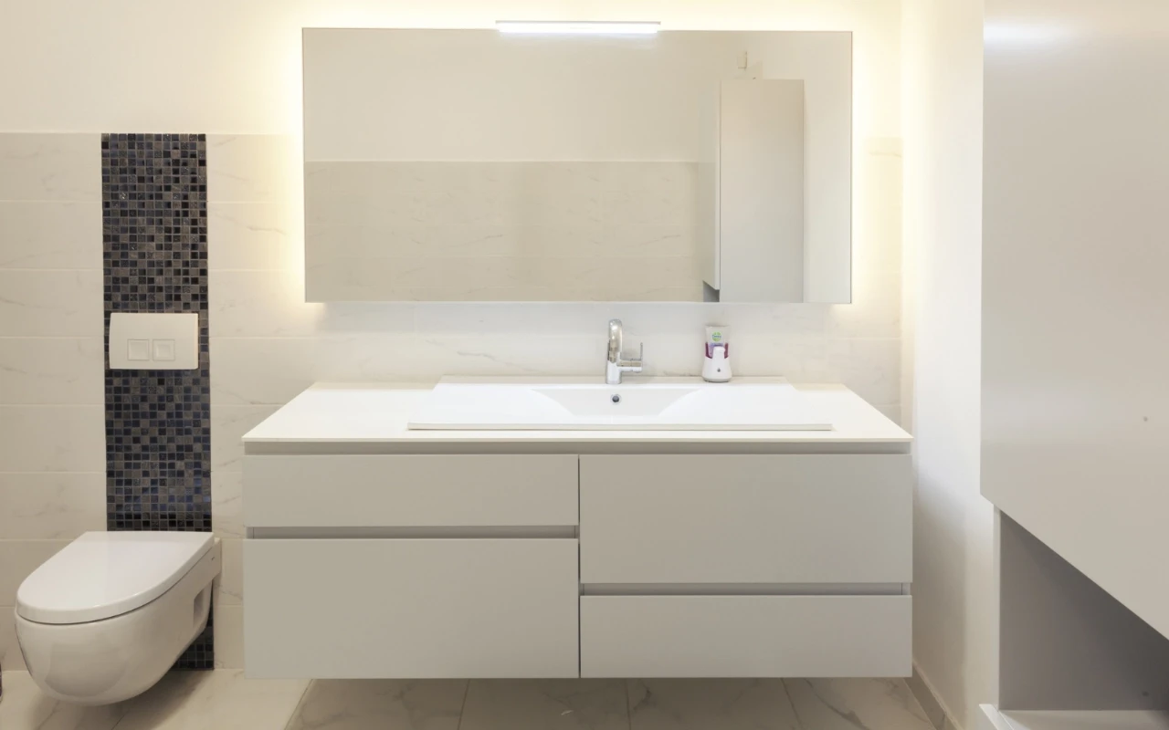 Minimalistic Bathroom Vanity