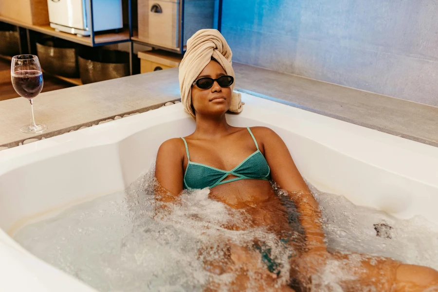 Modern vs Classic Style Ideas for Your Jacuzzi Bath Remodel
