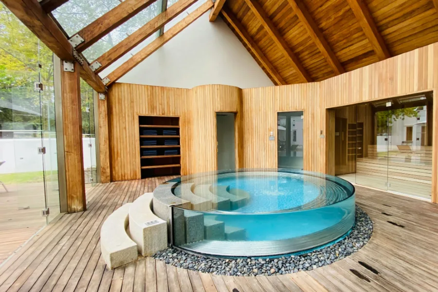 a beautiful bathroom