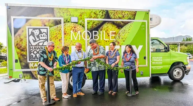 New mobile pantry fills gaps in access to kupuna and families