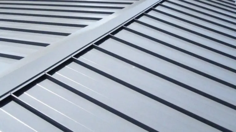 how long does a metal roof last, this standing seam roof pictures can last anywhere from 45-70 years