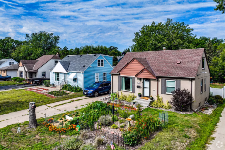
minnesota-richfield-best-roofers-roofing-contractors-repair-near-me-mn