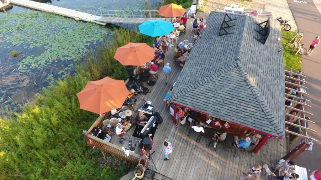 tally's dockside things to do in white bear lake minnesota