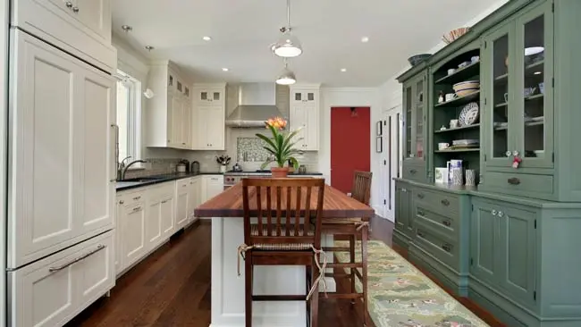 Adding Texture In Kitchen Design