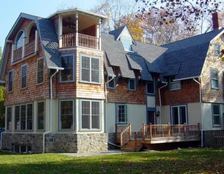 Wayne Exterior 450x350 1
