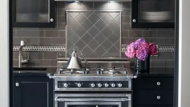 Black And White Kitchen Design On The Main Line Philadelphia 4
