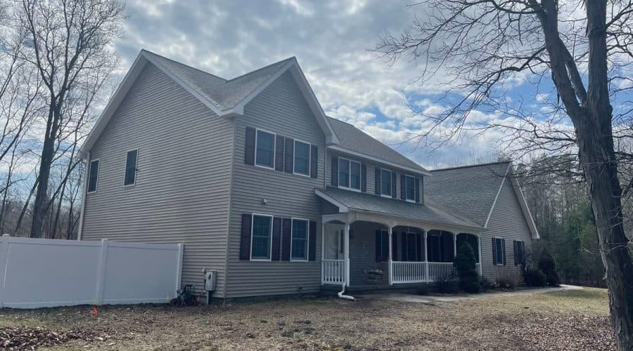 Spring House Wash in Glens Falls, NY