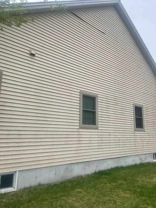 House, Pool Surround, and Patio Cleaning in Wilton, NY