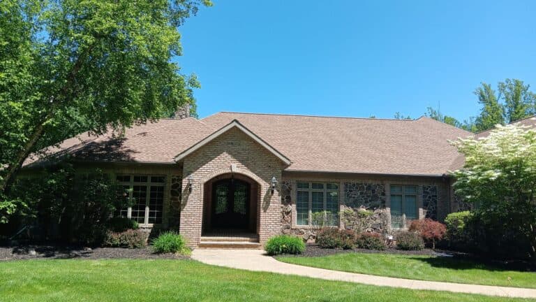 brown asphalt roofing