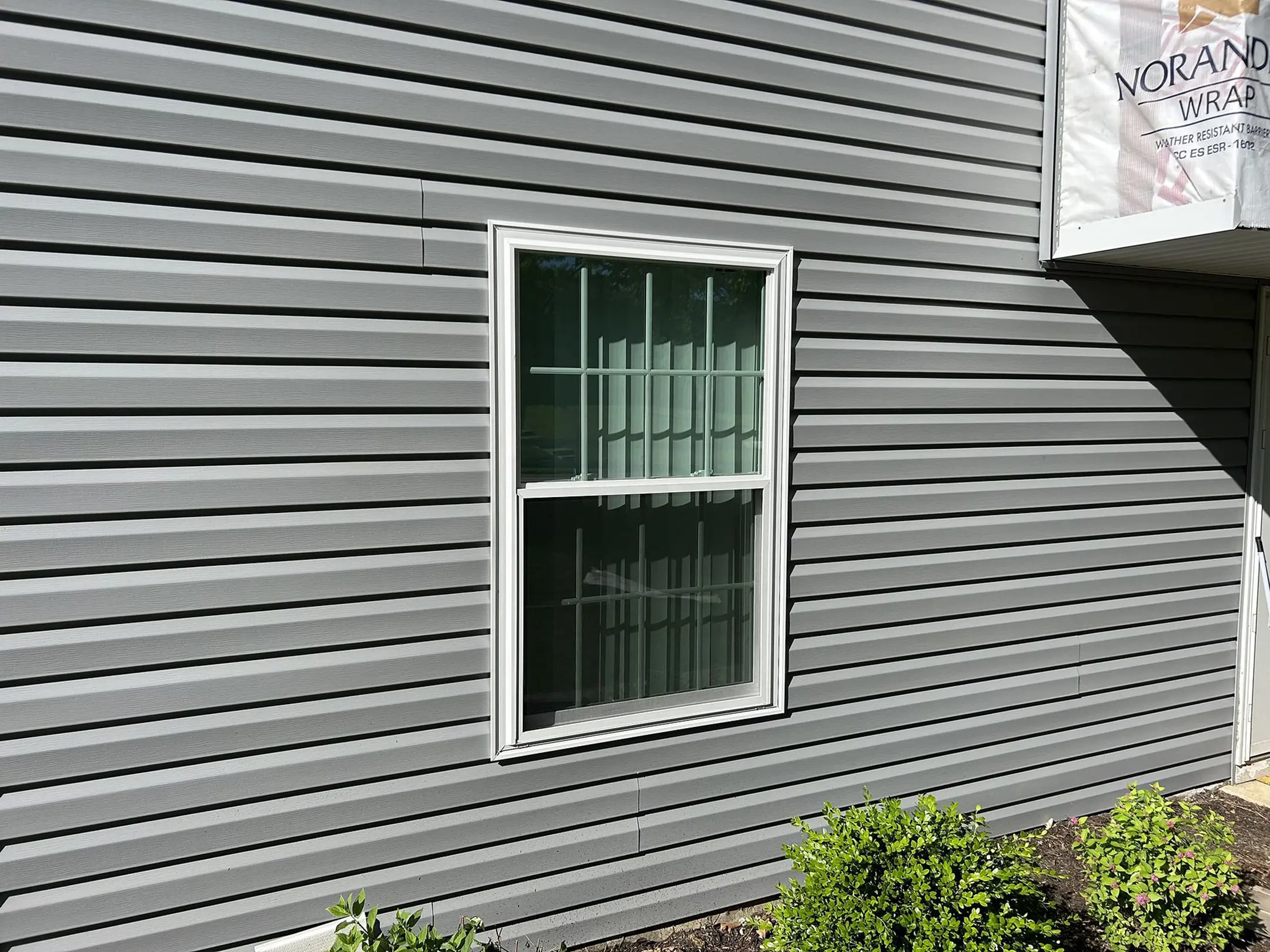 home-window-buckeye state roofing-hinckley