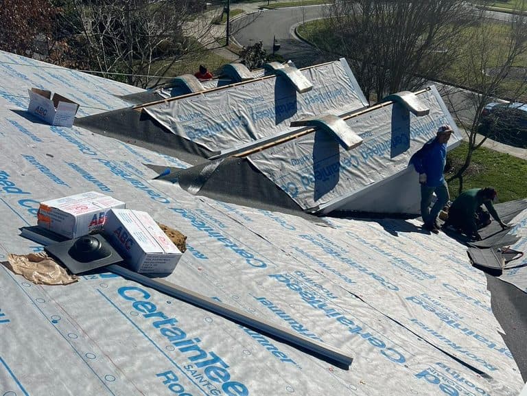 how do roof insurance claims work roof replacement
