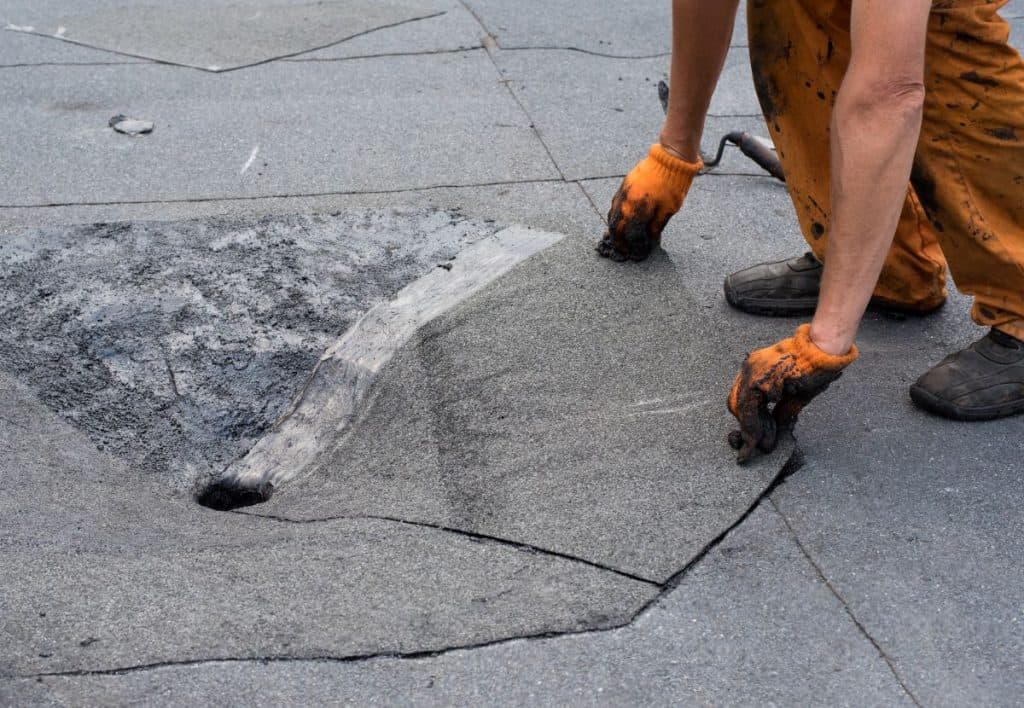 asphalt roof repair