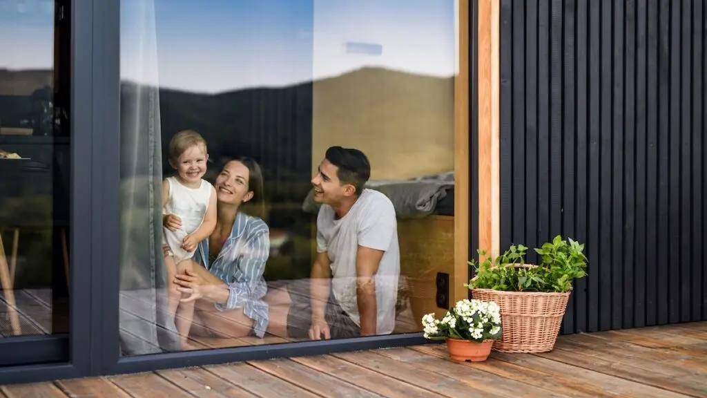 new window installation candid family