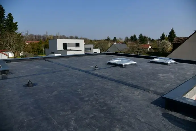 rubber roofing black bitumen roof
