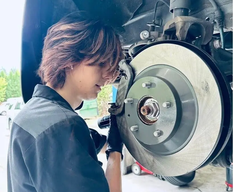 Why does my Lexus shake when I brake?