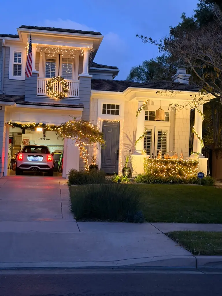 Christmas Light Installation Carlsbad, CA
