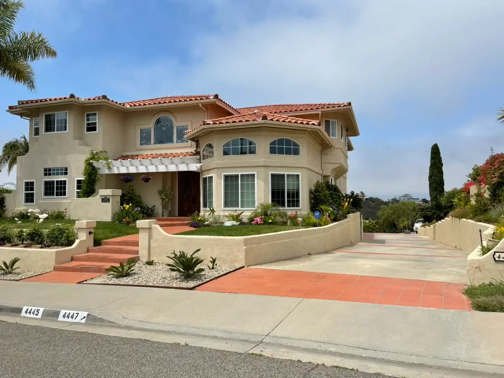 Window Cleaning Escondido, CA