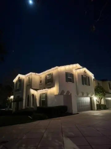 Christmas Light Installation Carlsbad, CA