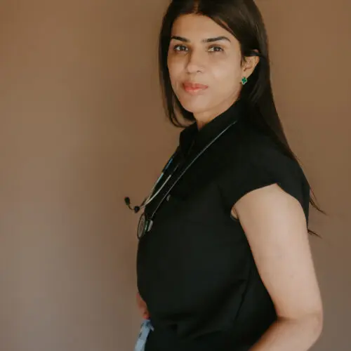Dr. Thiara - medical spa director. Board Certified in Regenerative Medicine as well as Aesthetics