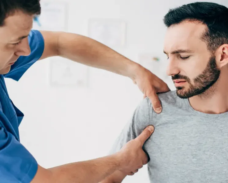 treating shoulder pain
