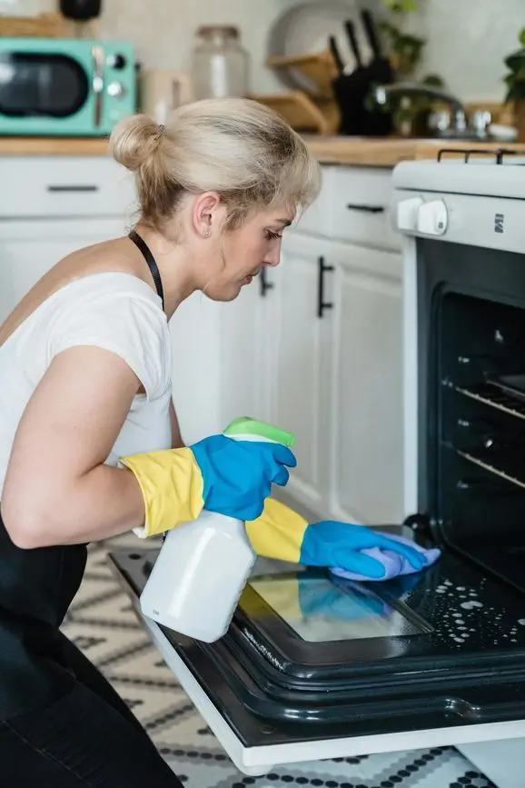stovedeepclean | BritLin Cleaning Experience the difference with our Texas house cleaning services where quality reliability and care come together for every home