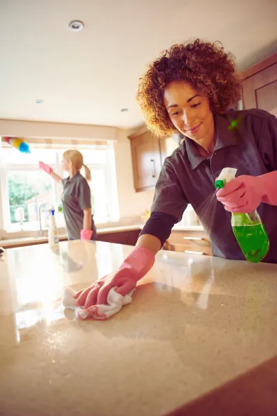 Recurring cleaning team in Hutto, TX home