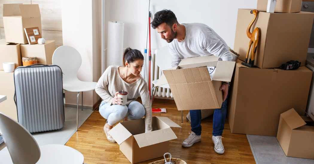 people moving out of a Philadelphia home before professional cleaning