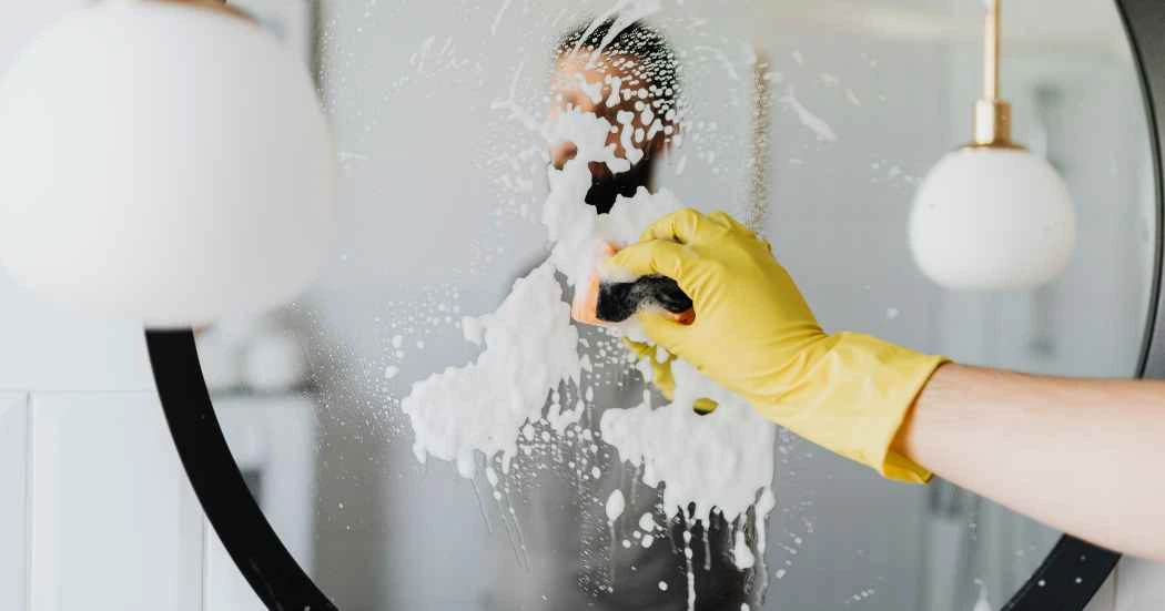 professional house cleaner being welcomed into a Philadelphia home