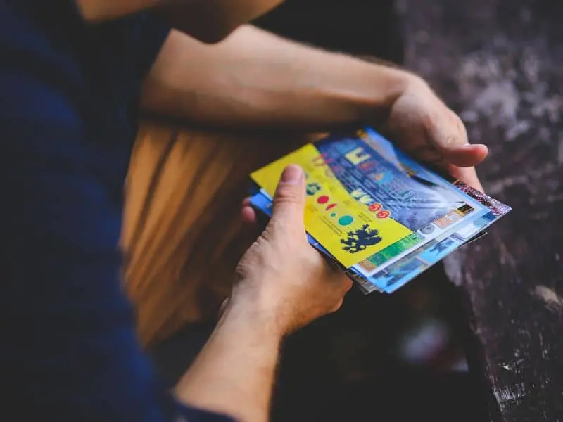How to Use Postcards for Maximum Engagement