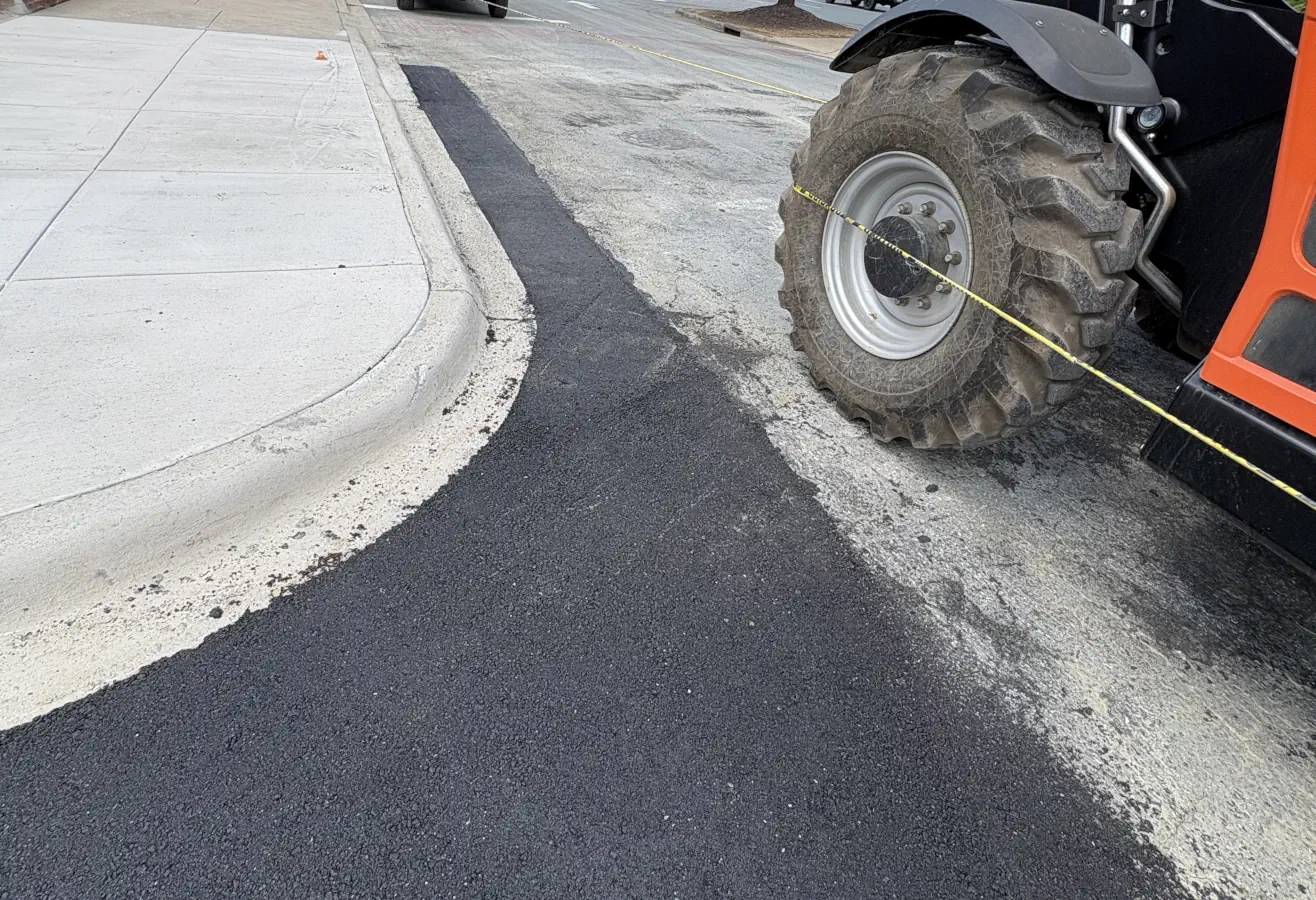 asphalt-driveway-20250312a commercial asphalt patching
