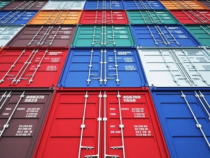Renting vs Buying a Shipping Container: How to Choose