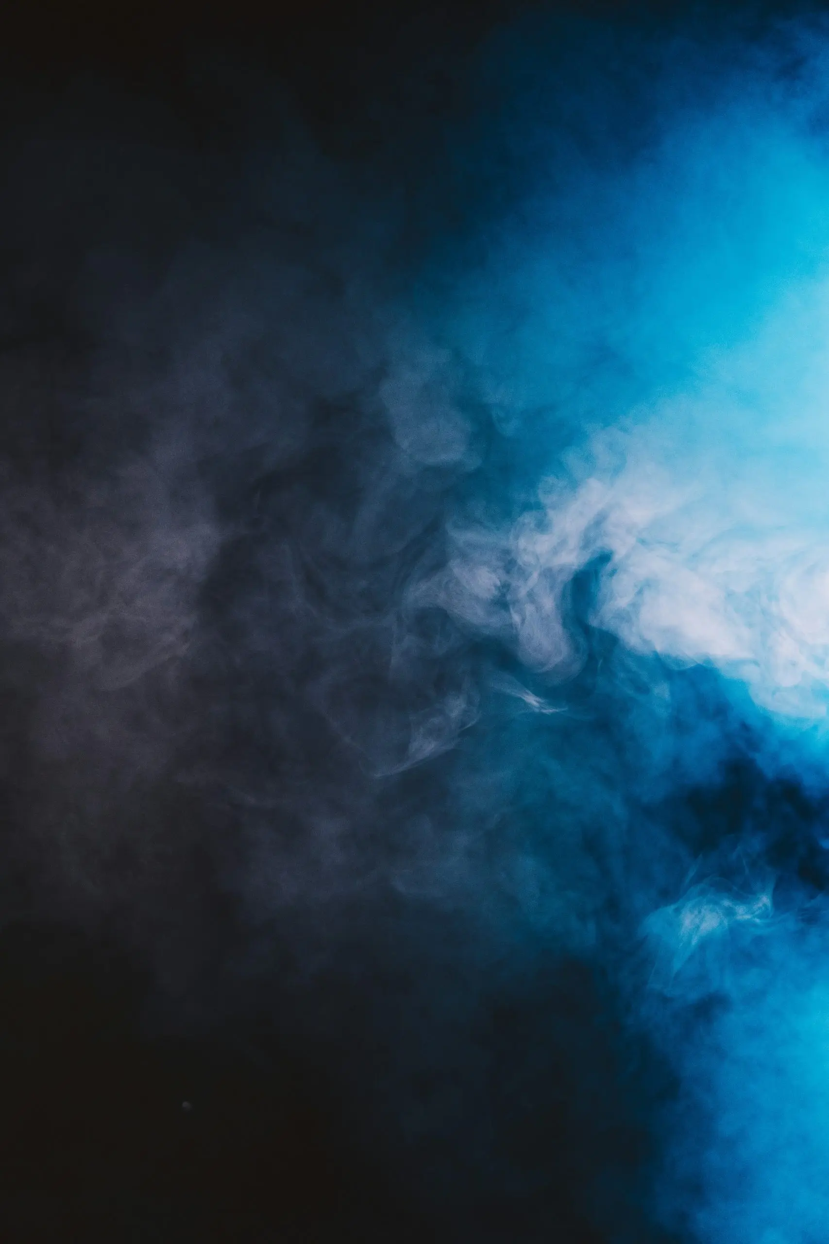 diesel engine blue smoke when accelerating