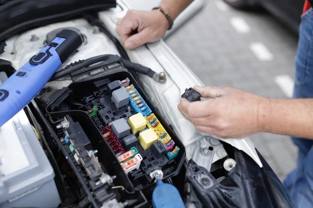 Auto Repair Mechanic