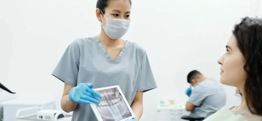 emergency dentist image
