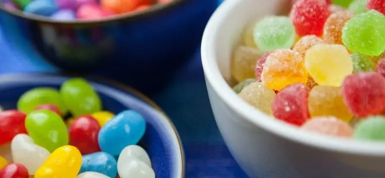 What Foods You Can Cant Eat With Veneers image